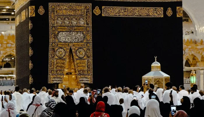 Mengapa Hati Lebih Mudah Lembut di Tanah Suci dalam Perspektif Jamaah