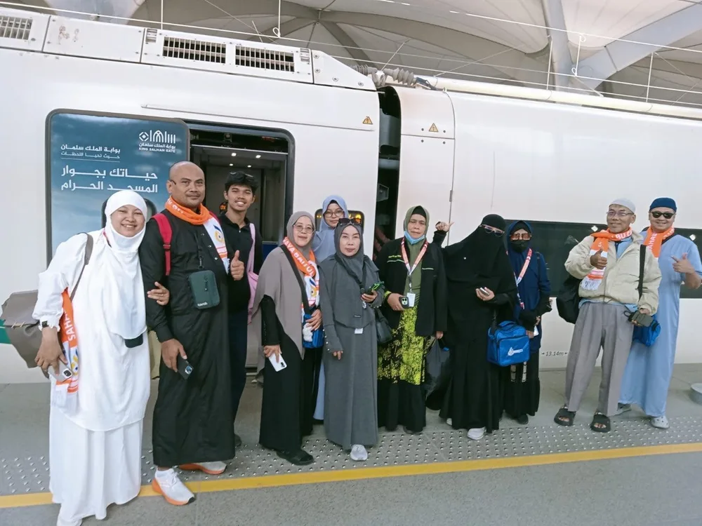 Tips Umrah Keluarga agar Nyaman, Tertib, dan Berkesan